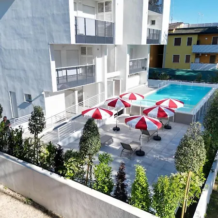 Fuer 4 Personen Ca 28 Qm In Bibione, Adriakueste Italien Und Umgebung * ビビオーネ